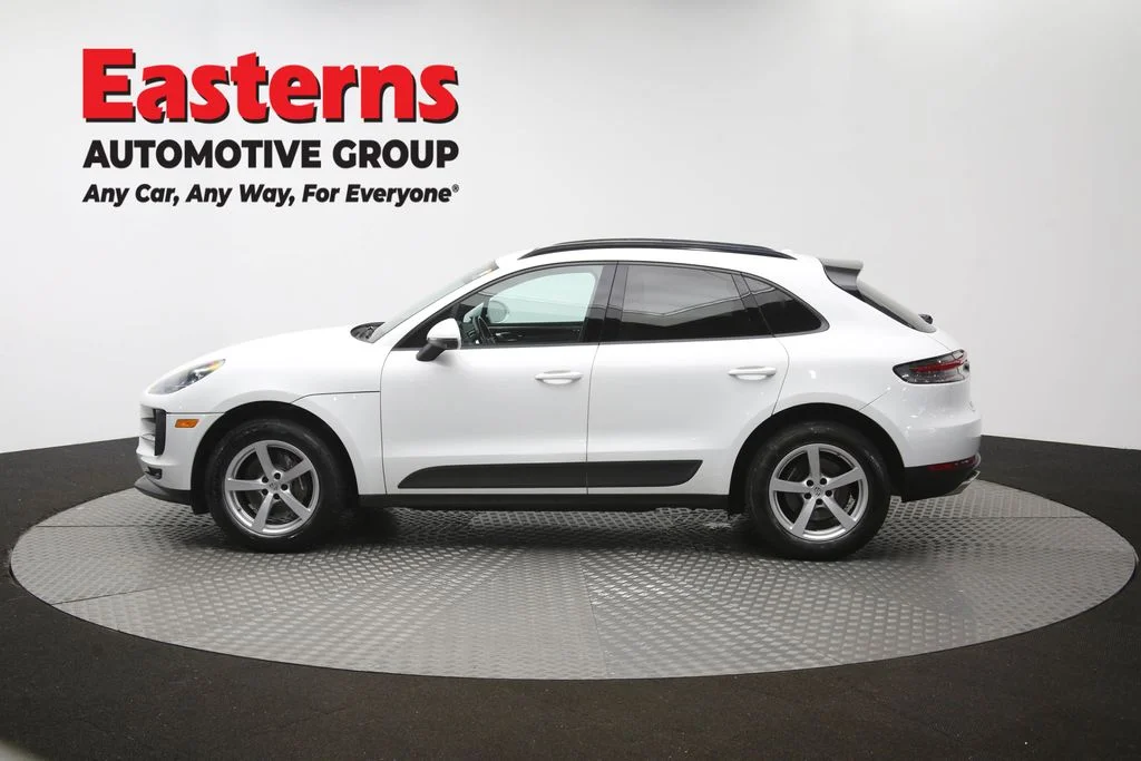 Used 2021 White Porsche Base image 67