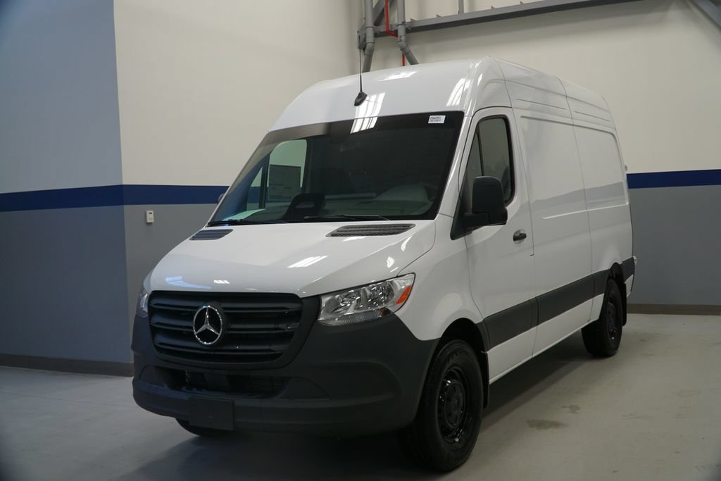 New 2025 Arctic White Mercedes-Benz Cargo 144 WB image 20