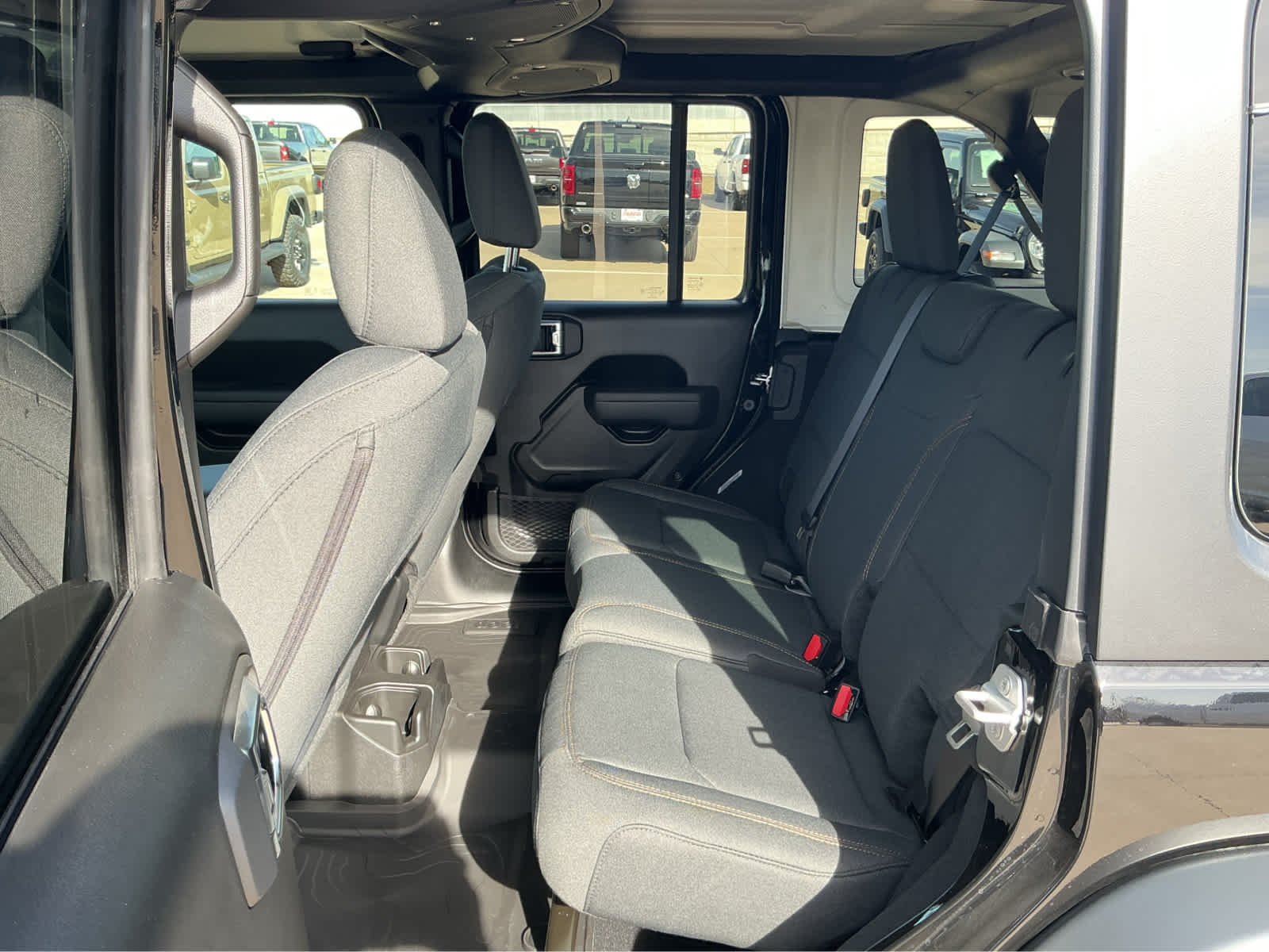 New 2026 Black Clear-Coat Exterior Paint Jeep Sport S image 15