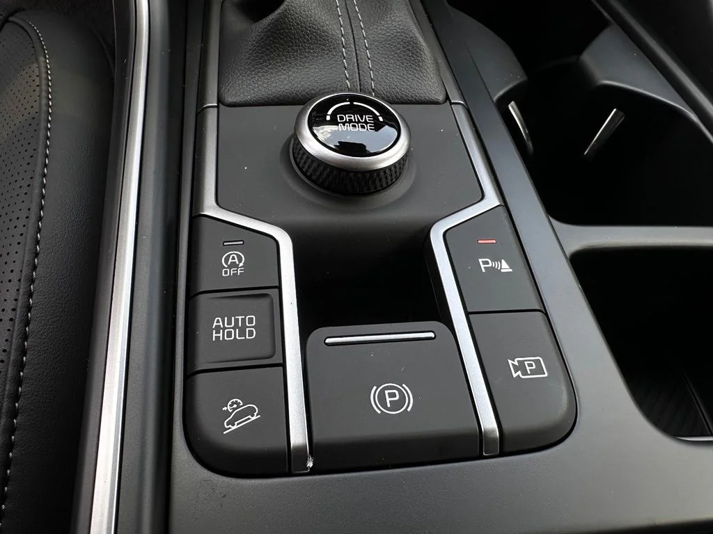 New 2026 White Kia EX image 14