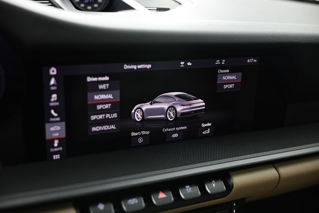 Used 2020 White Porsche Carrera 4S image 38