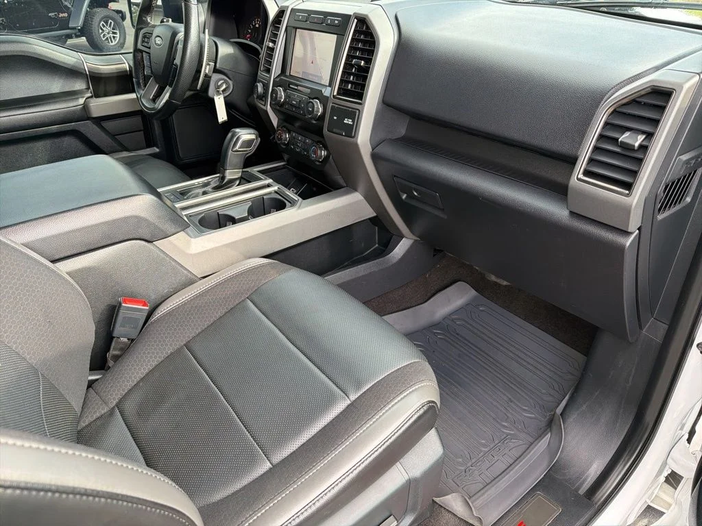 Used 2020 White Ford Raptor image 30