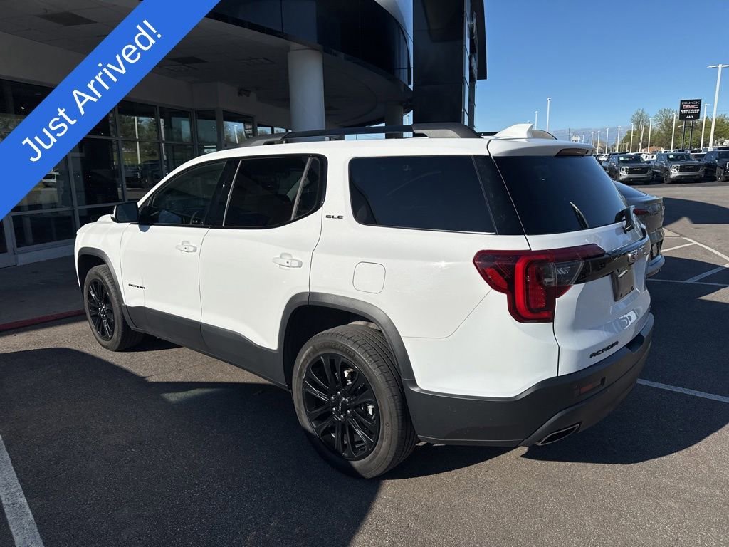 Used 2023 Summit White GMC SLE image 4
