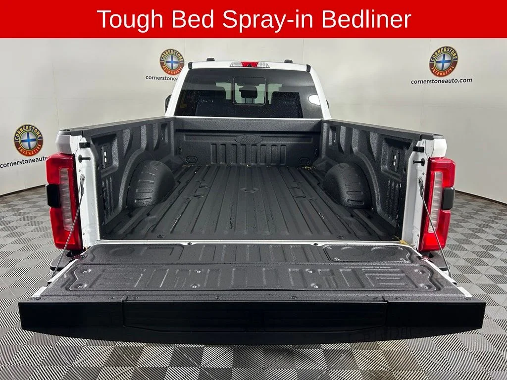 New 2026 Star White Metallic Tri-Coat Ford F-350® Lariat® image 20