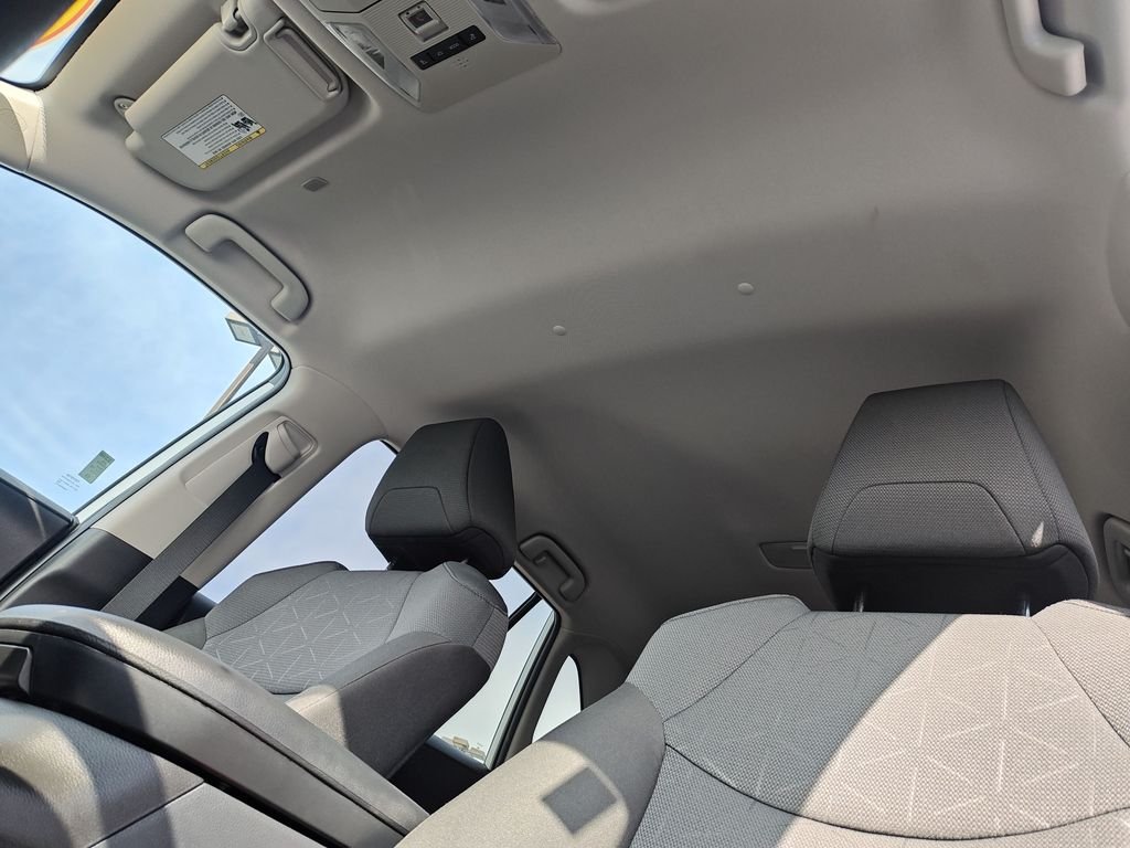 Used 2025 White Toyota XLE image 24