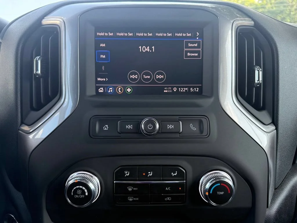 New 2026 Summit White GMC Pro image 21