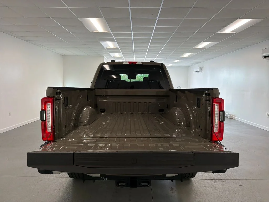 New 2026 Gray Ford Lariat image 8