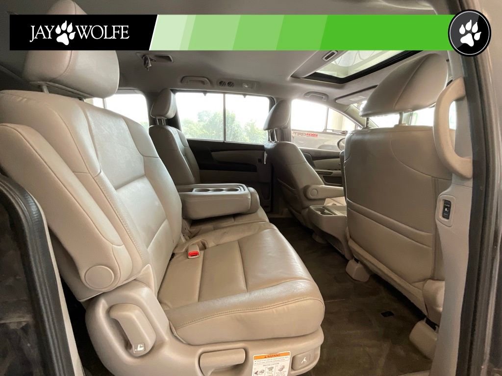 Used 2014  Honda EX-L image 18
