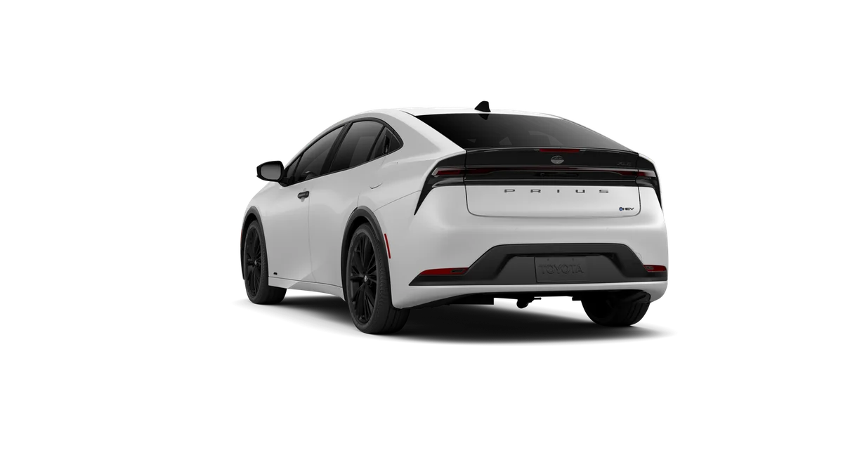New 2027 Wind Chill Pearl Toyota Nightshade AWD image 7