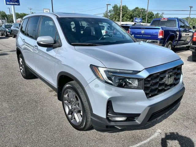 Certified Used 2023 Gray Honda EX-L image 11