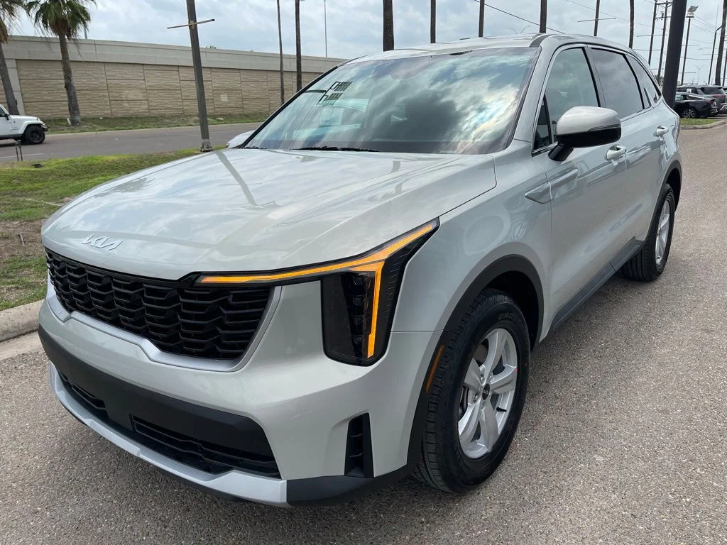 New 2026 White Kia LX image 3
