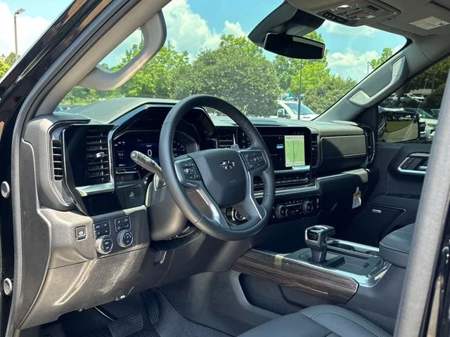 Used 2025 Black Chevrolet RST image 16