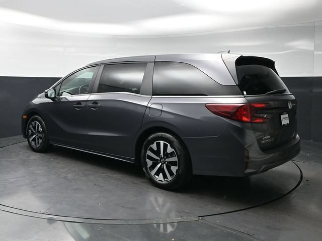 Certified Used 2025 Modern Steel Metallic Honda EX-L image 40
