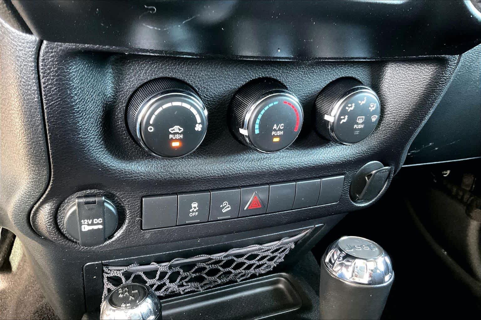 Used 2017 Black Clearcoat Jeep Sport image 28