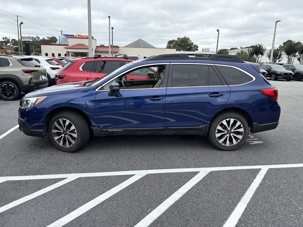 Used 2015 Blue Subaru 2.5i image 4