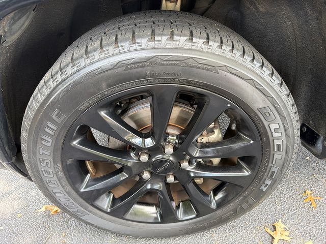 Used 2018 Black Jeep Altitude image 11