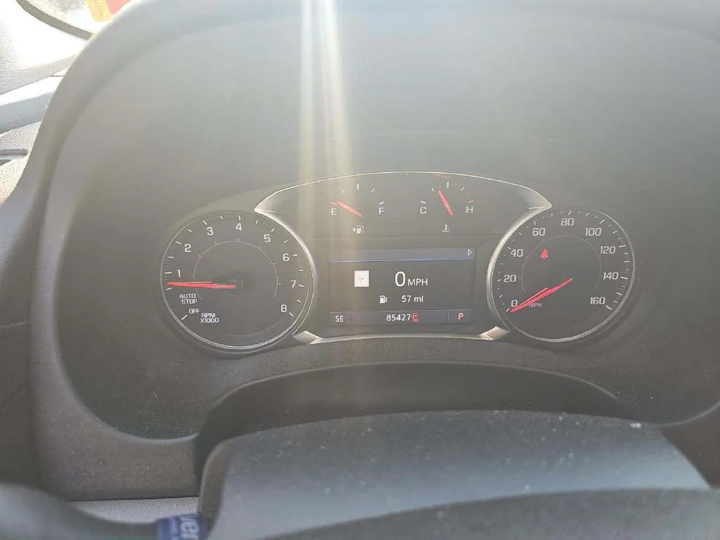 Used 2020 Gray GMC SLT image 3