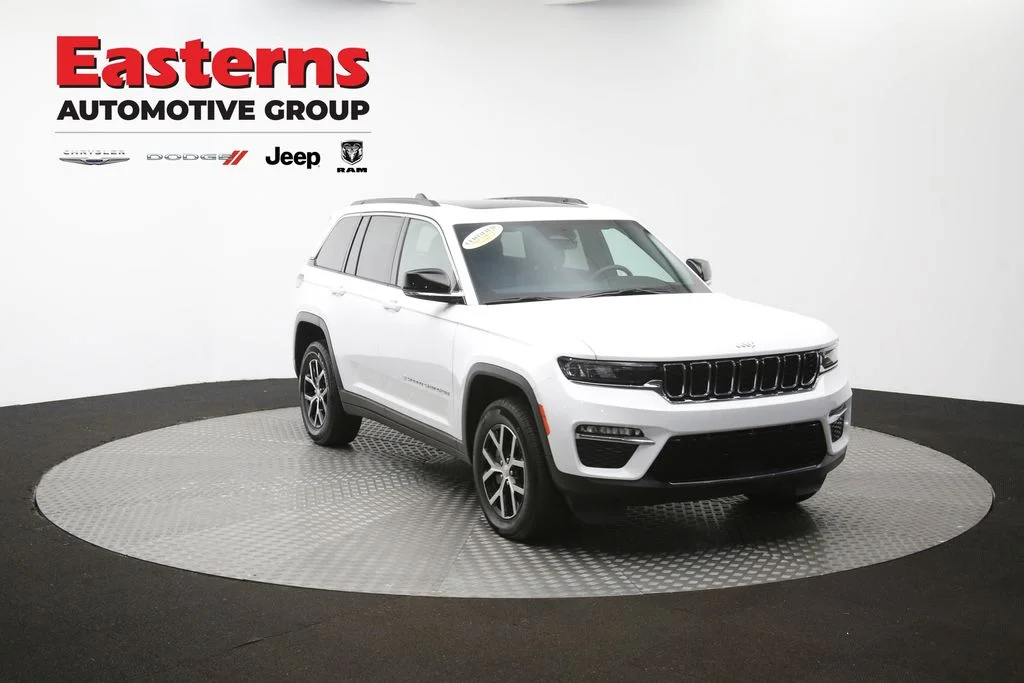 Used 2025 White Jeep Limited image 53