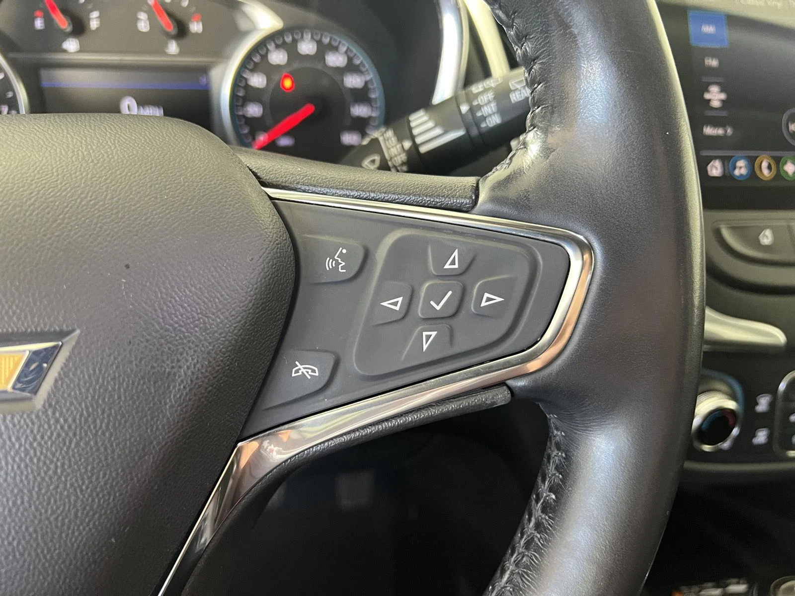 Used 2021 Cajun Red Tintcoat Chevrolet Premier image 17