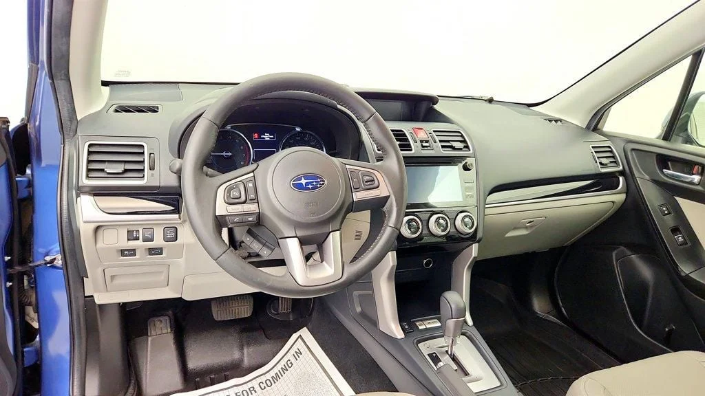 Used 2017 Quartz Blue Pearl Subaru 2.5i Limited CVT w/ Popular Package #2 & Blind Spot Detection image 12