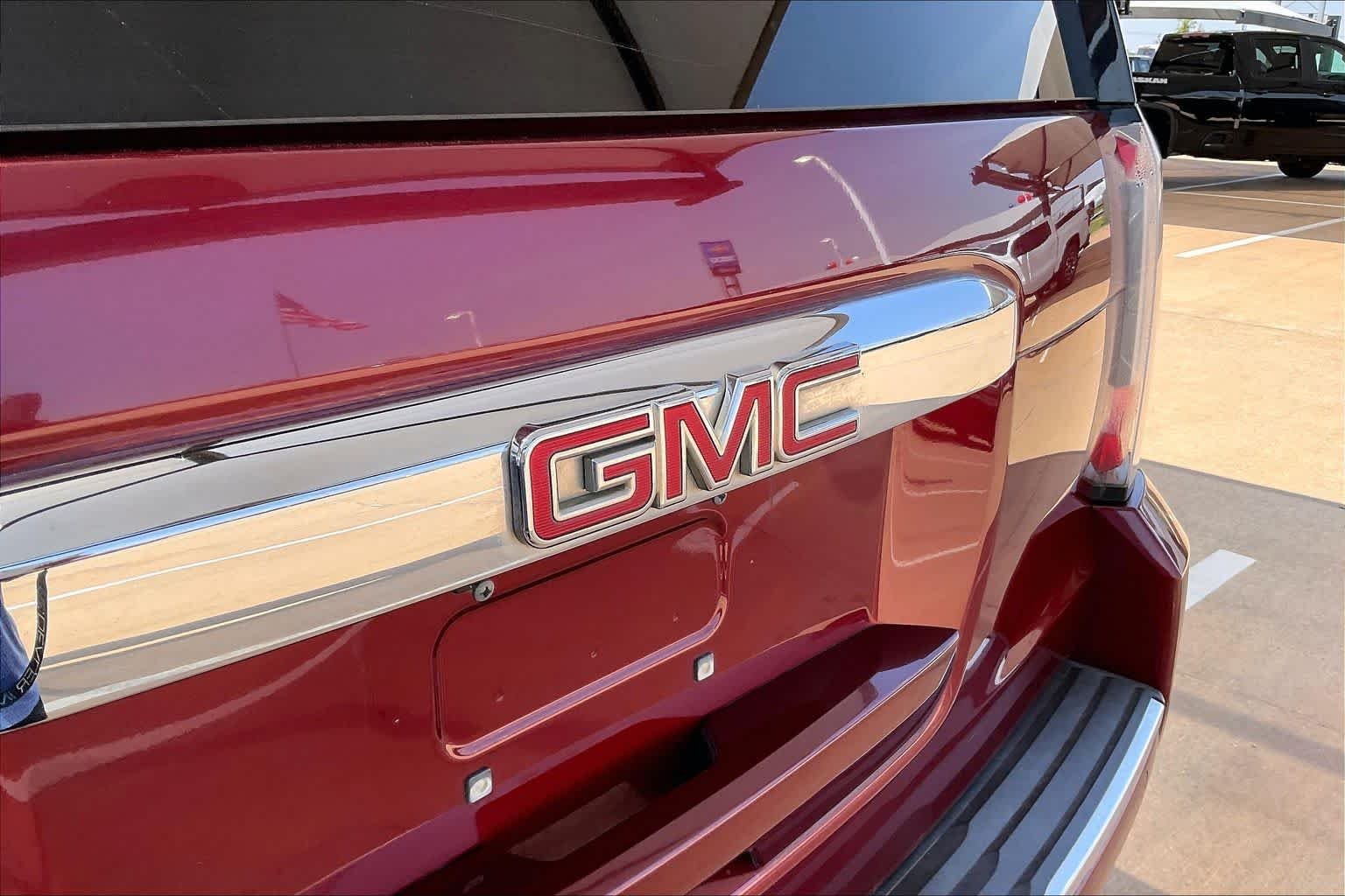 Used 2020 Crimson Red Tintcoat GMC Denali image 28
