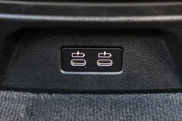 Used 2022 Blue Metallic BMW xDrive30i image 35