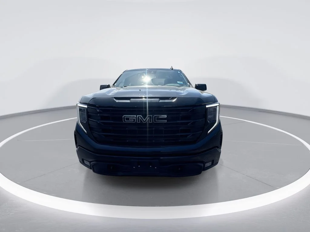 Used 2024 Black GMC Elevation image 3