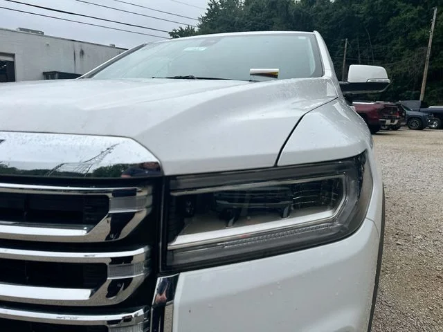 Used 2023 White GMC SLE image 50