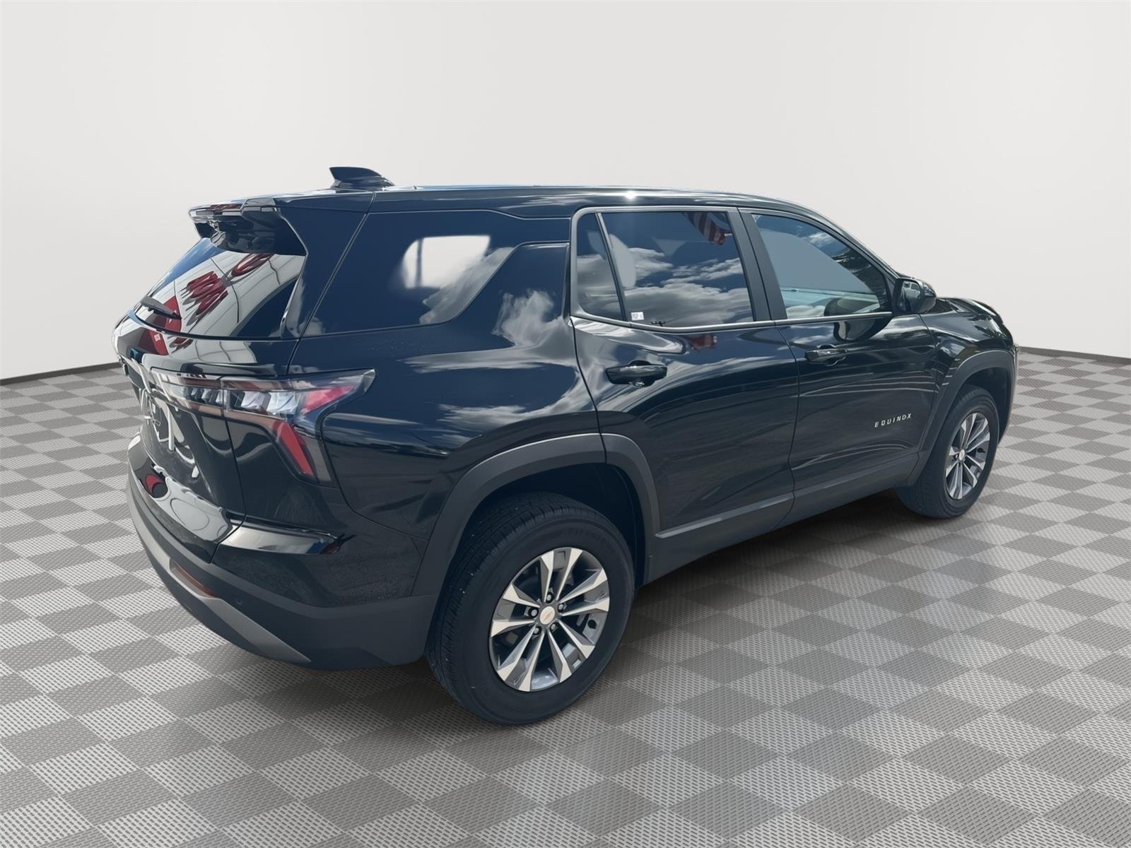 Used 2026 Mosaic Black Metallic Chevrolet FWD LT image 5