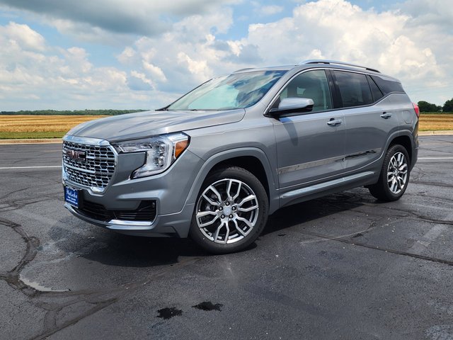2023 GMC Terrain Denali