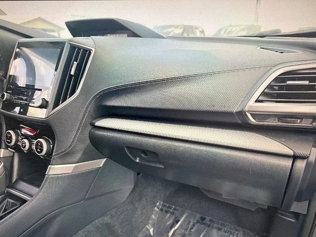 Used 2020 Gray Subaru Limited image 9