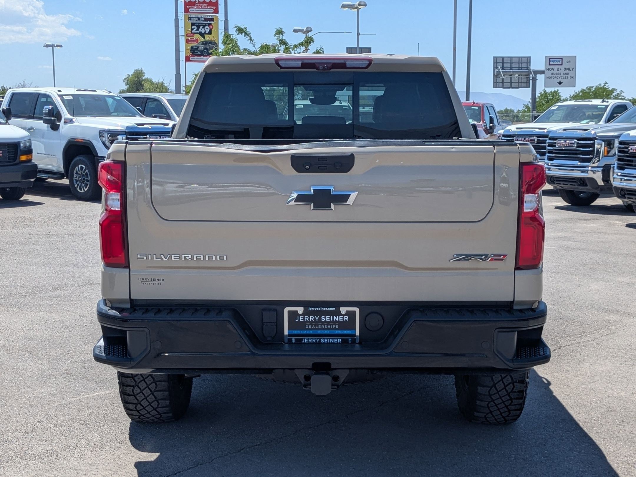Certified Used 2022 Sand Dune Metallic Chevrolet ZR2 image 4