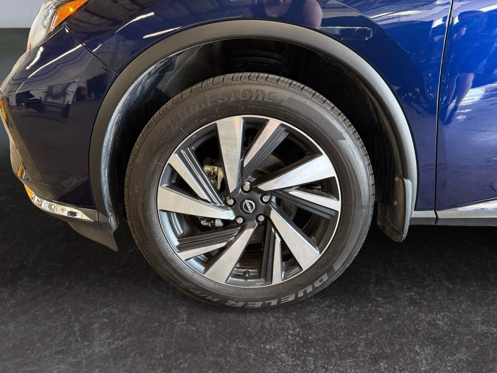 Used 2024  Nissan SL image 15