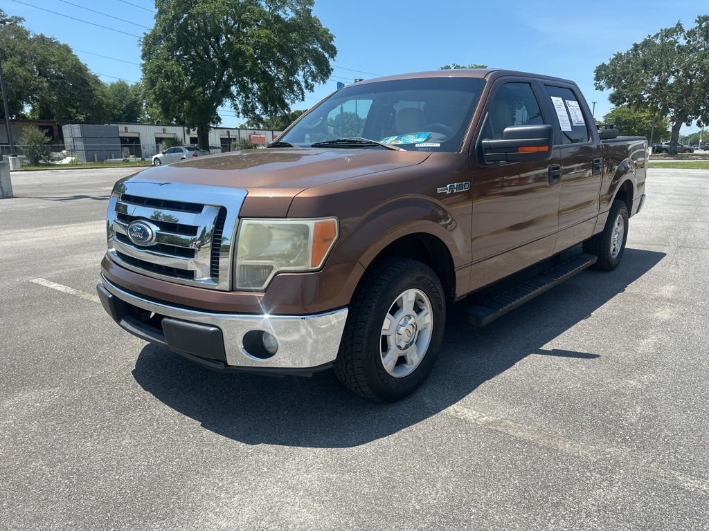 2011 Ford F-150 XLT SuperCrew 145-in's photo