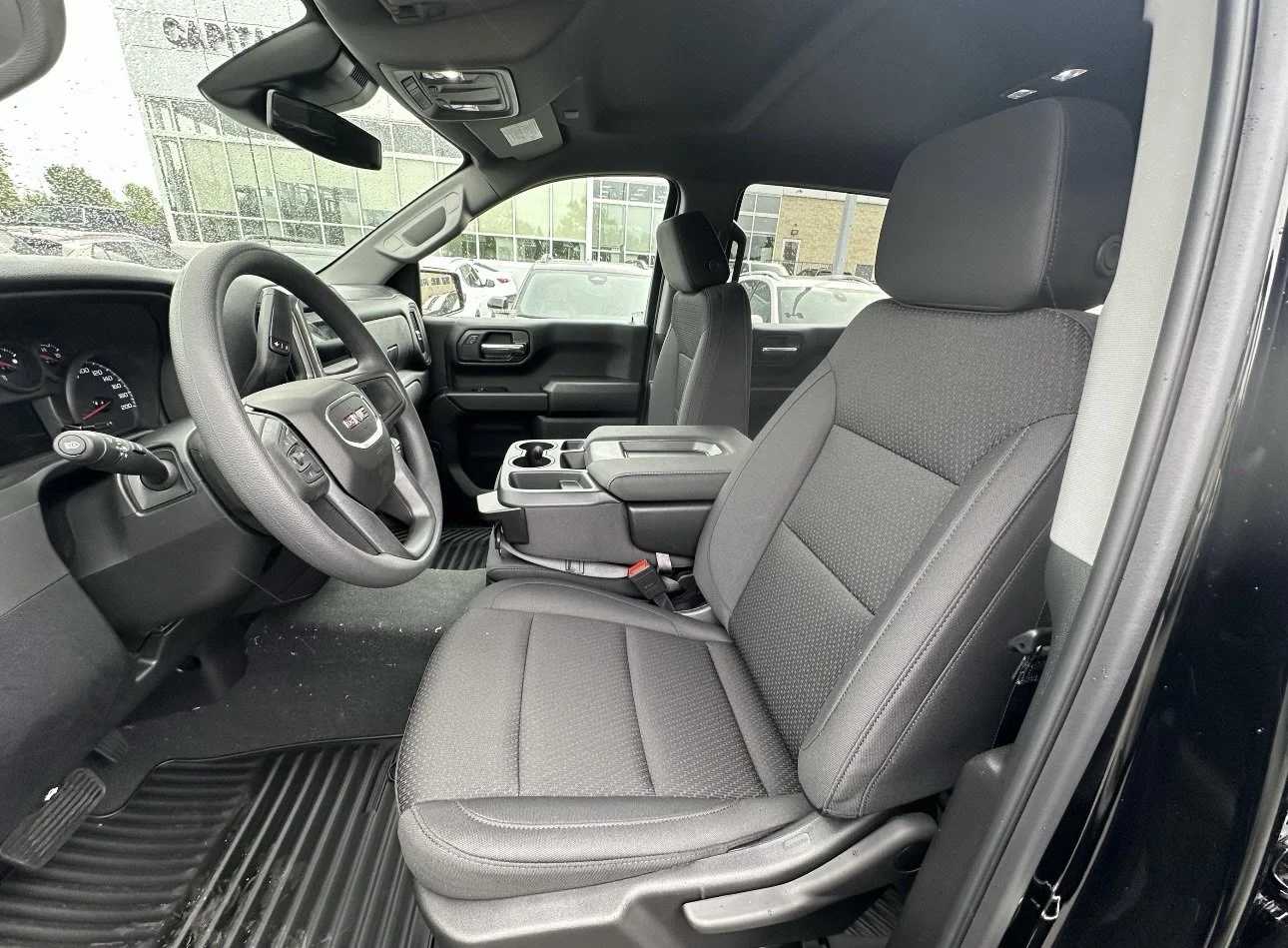 New 2026 Onyx Black GMC Pro image 10