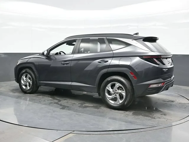 Used 2023 Gray Hyundai SEL image 3
