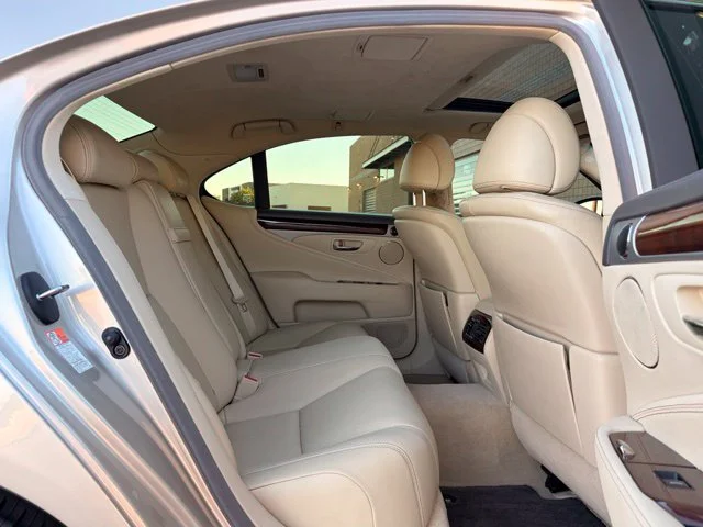 Used 2016 Beige Lexus 460 image 16