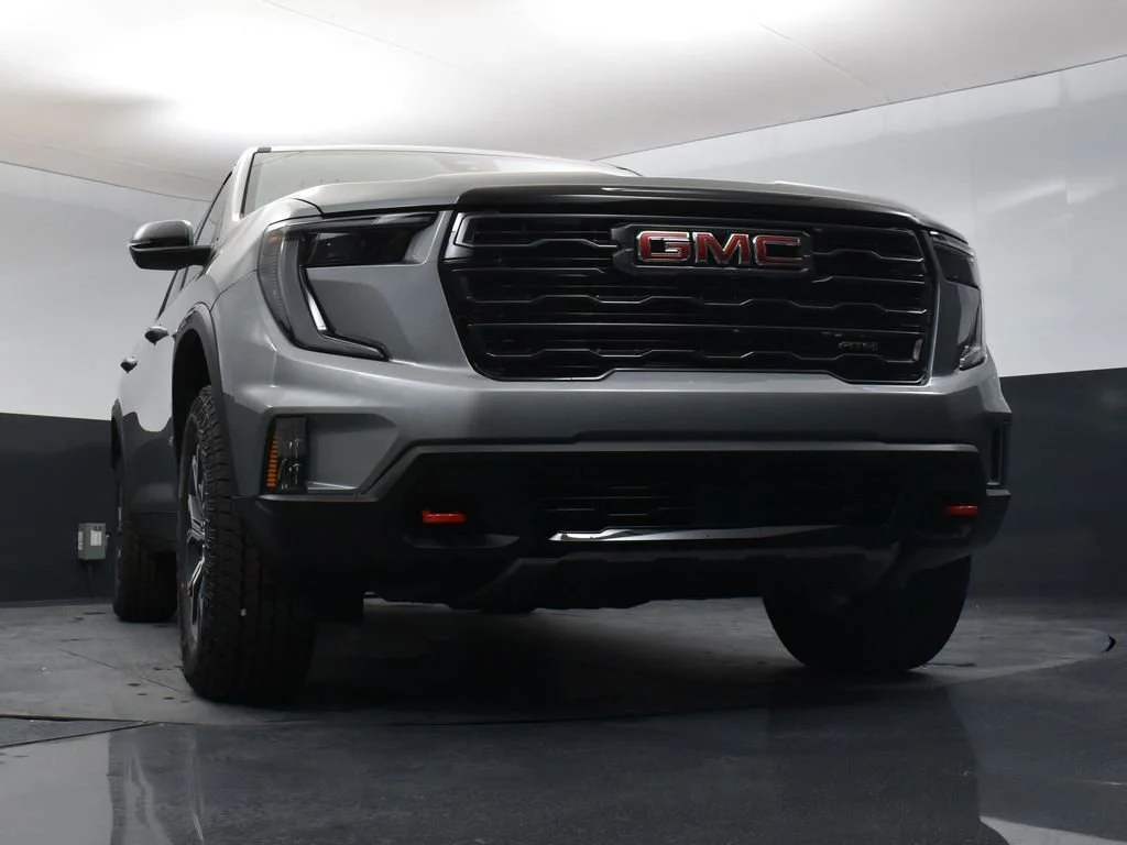 2026 GMC Acadia AT4 - Photo 29