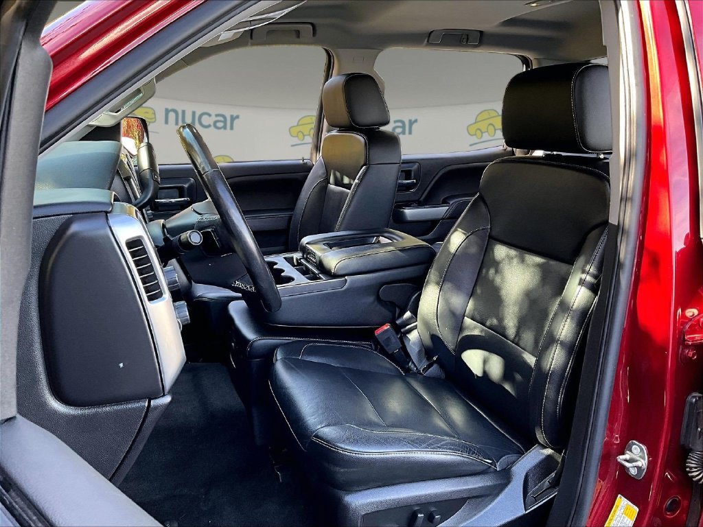 Used 2018 Red Chevrolet LT image 10