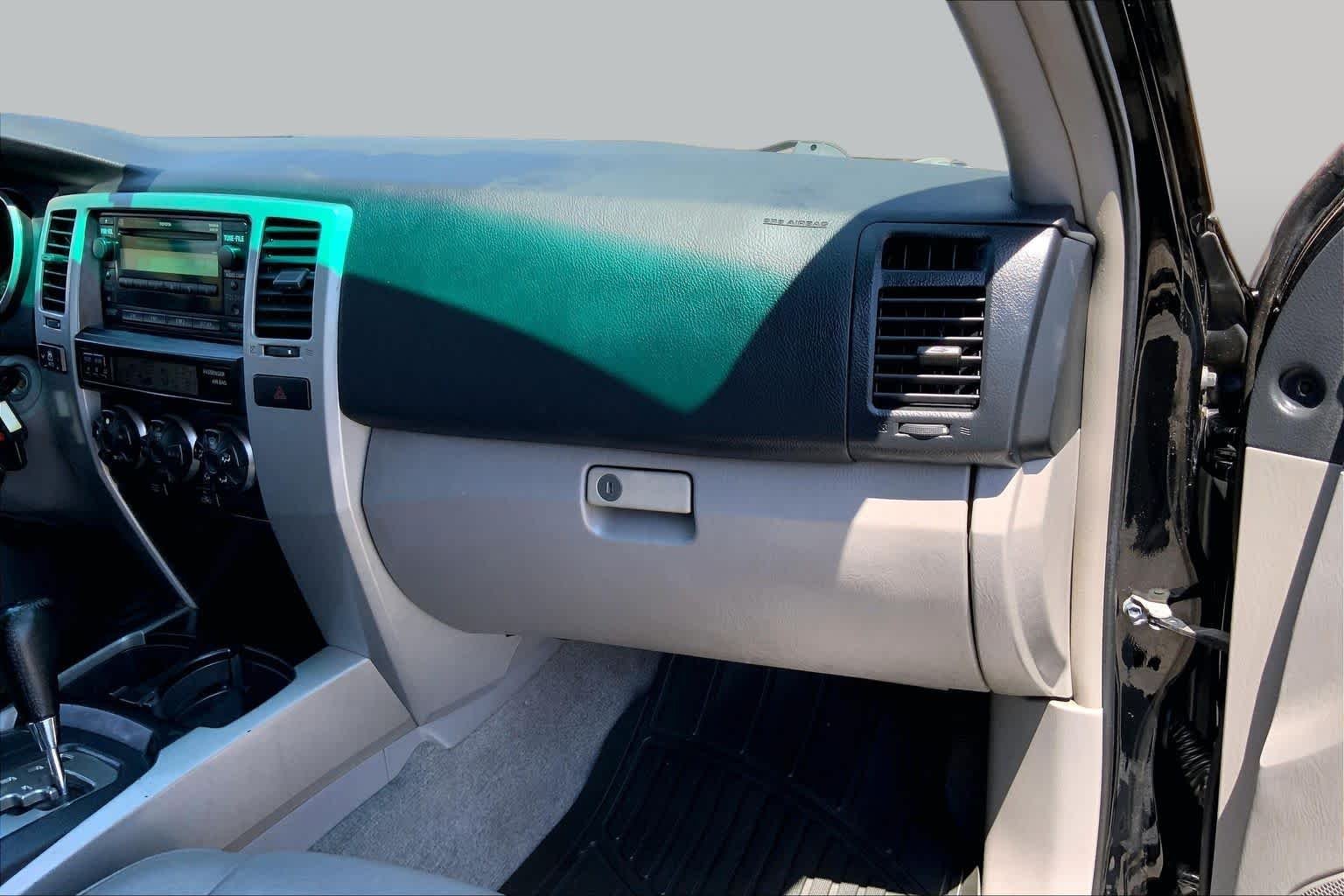 Used 2008 Black Toyota SR5 image 18