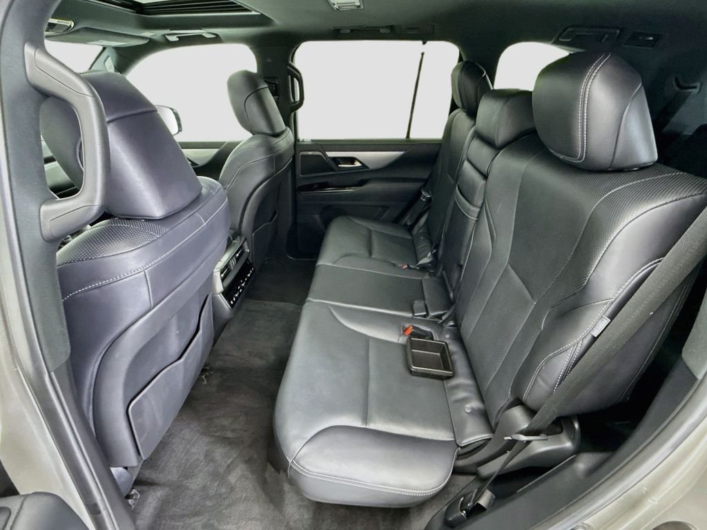 Used 2023 Silver Lexus 600 F SPORT image 19
