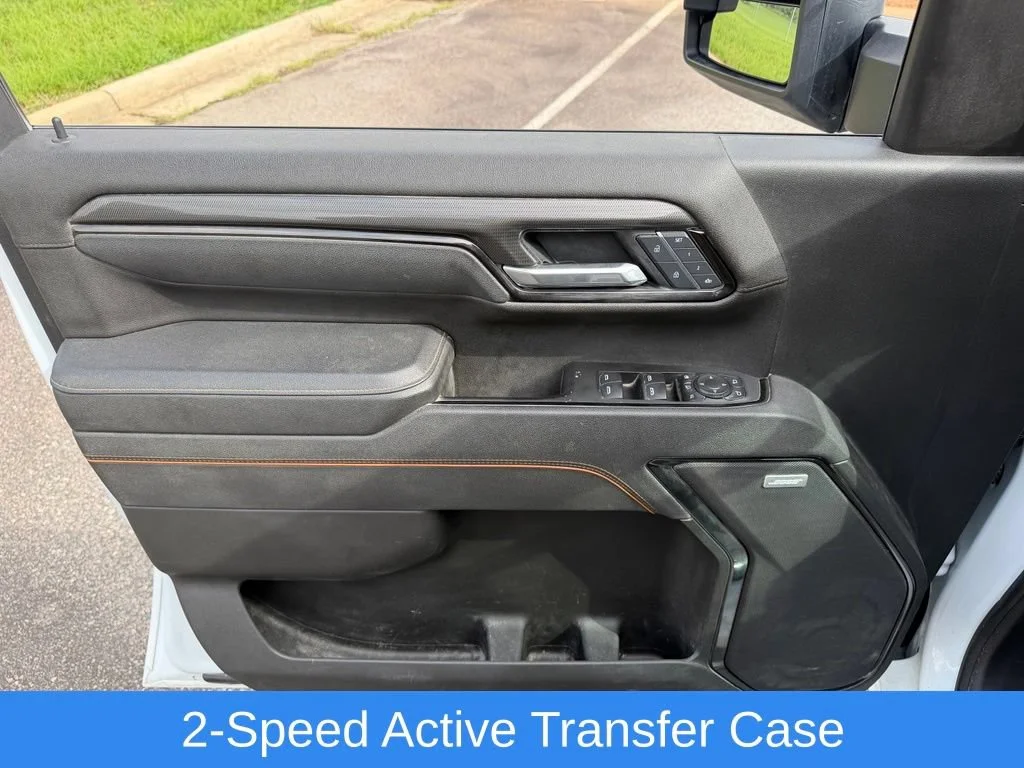 Used 2025 Summit White GMC AT4 image 26