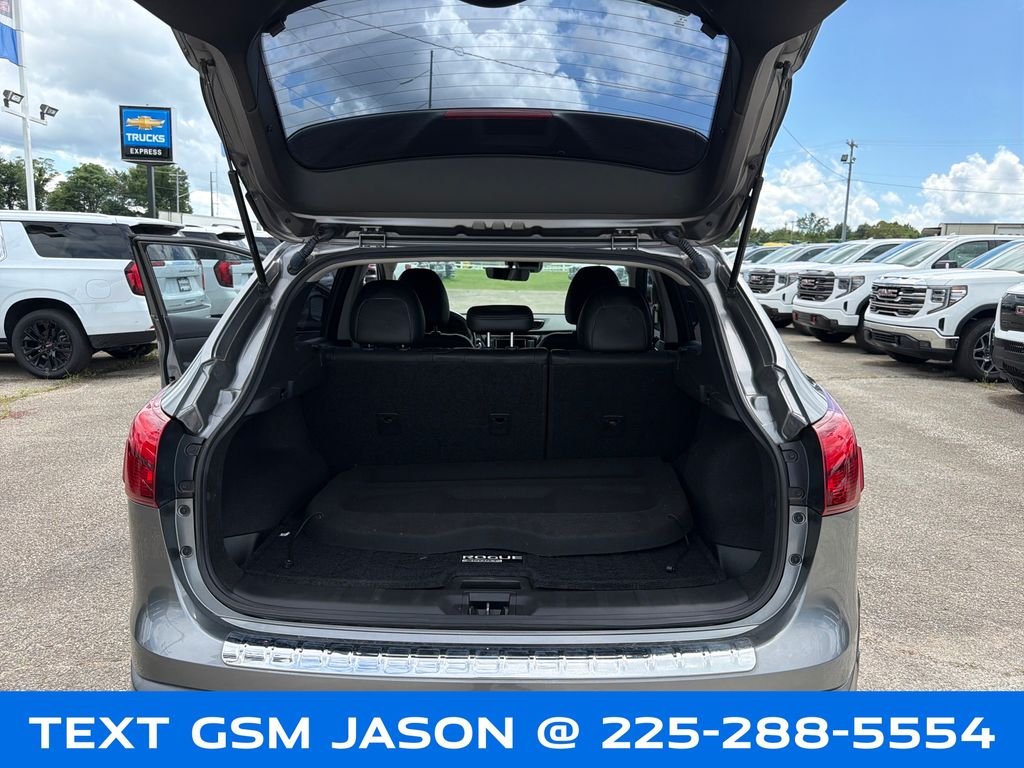 Used 2019 Gray Nissan SL image 32