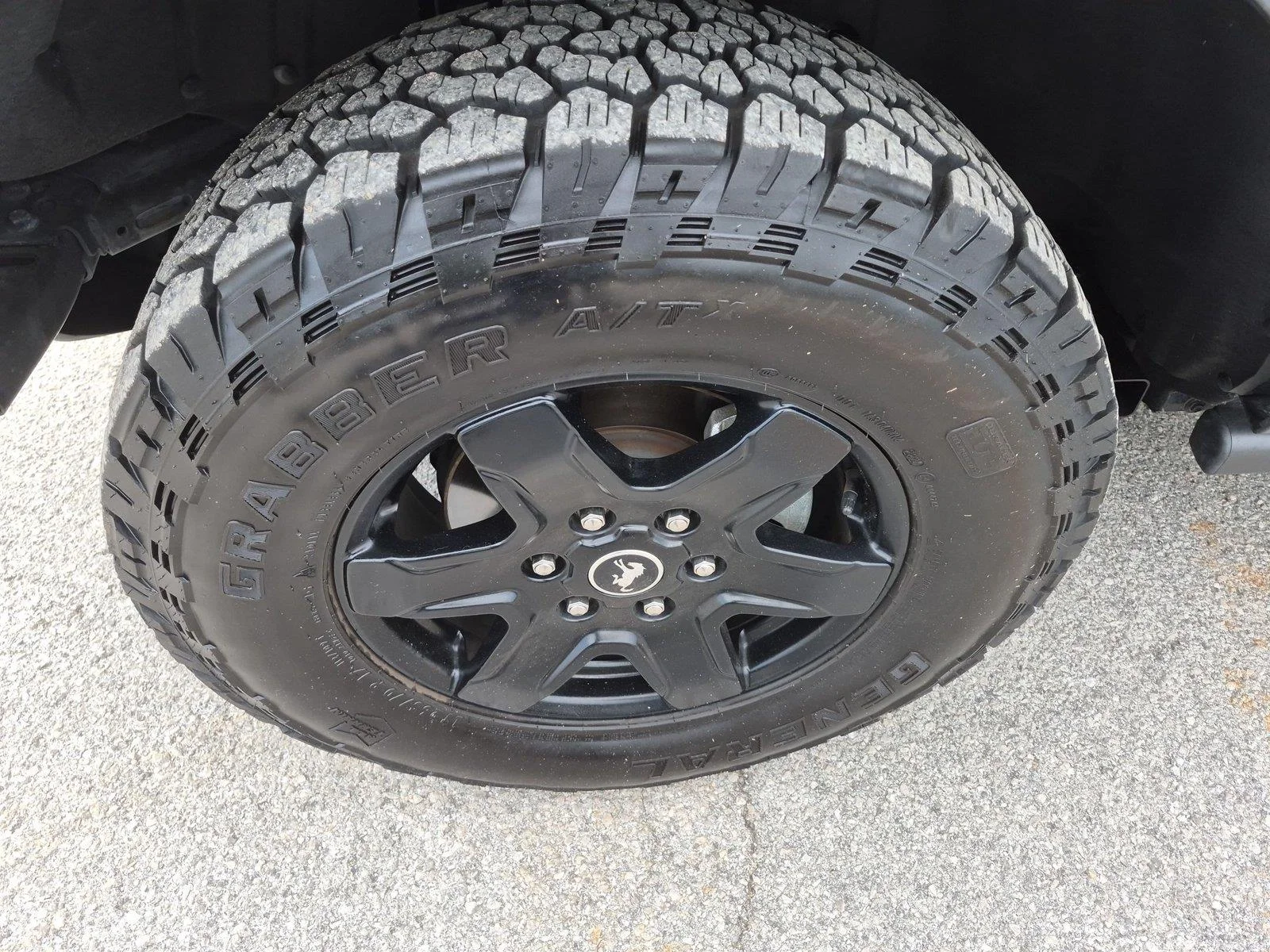 Used 2024 Shadow Black Ford Black Diamond image 10