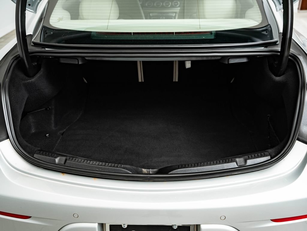 Used 2019 Iridium Silver Metallic Mercedes-Benz E 450 image 20