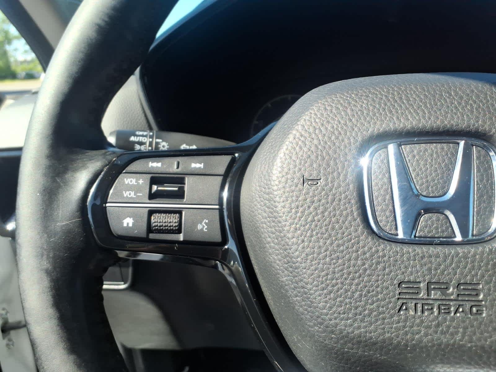 Certified Used 2024 Platinum White Pearl Honda EX-L image 22