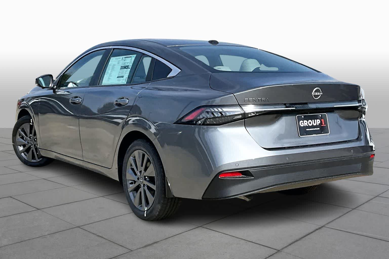 2026 Nissan Sentra SL - Photo 7