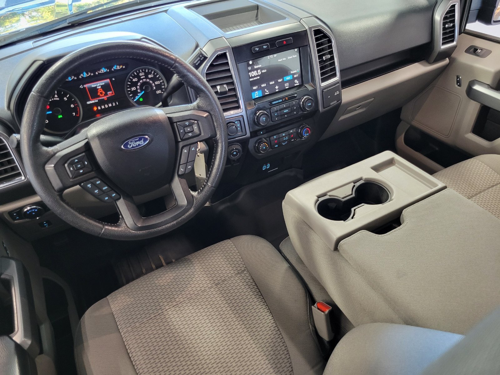 Used 2016 Blue Ford XLT image 24