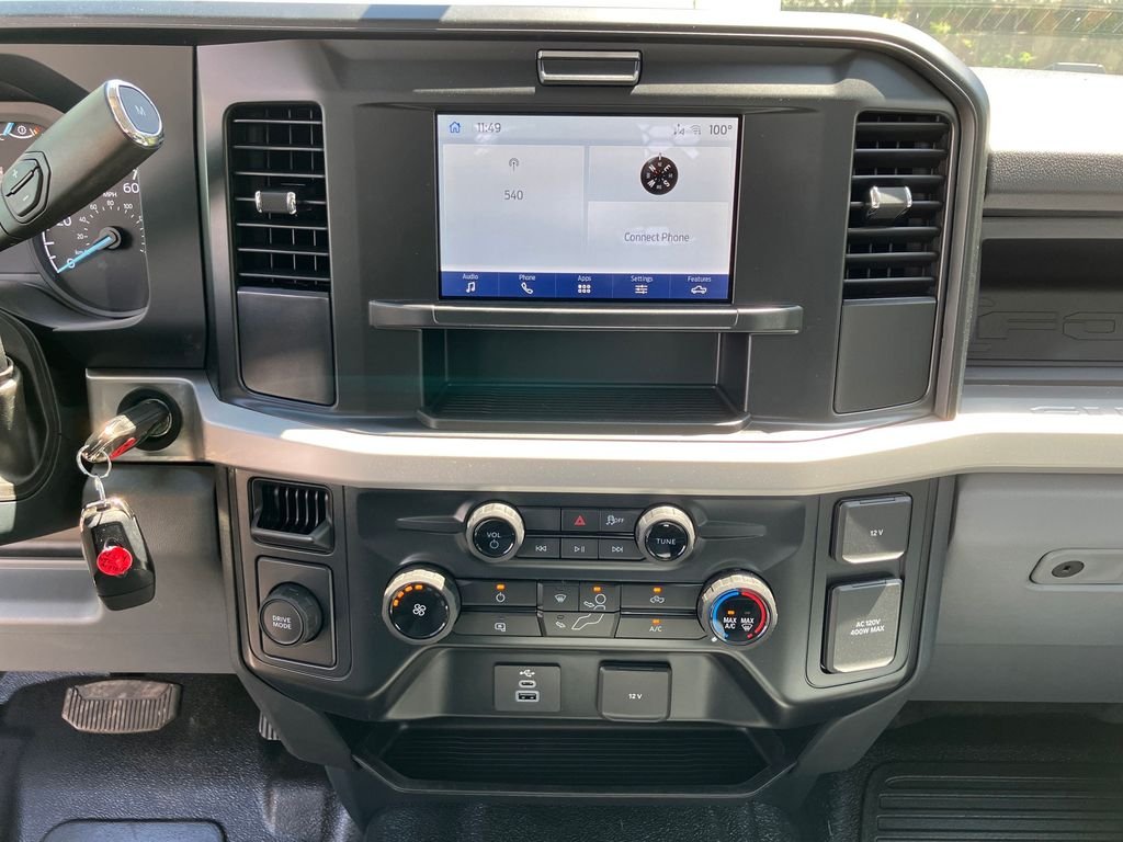 2025 Ford F-350 Super Duty Chassis Cab XL - Photo 22