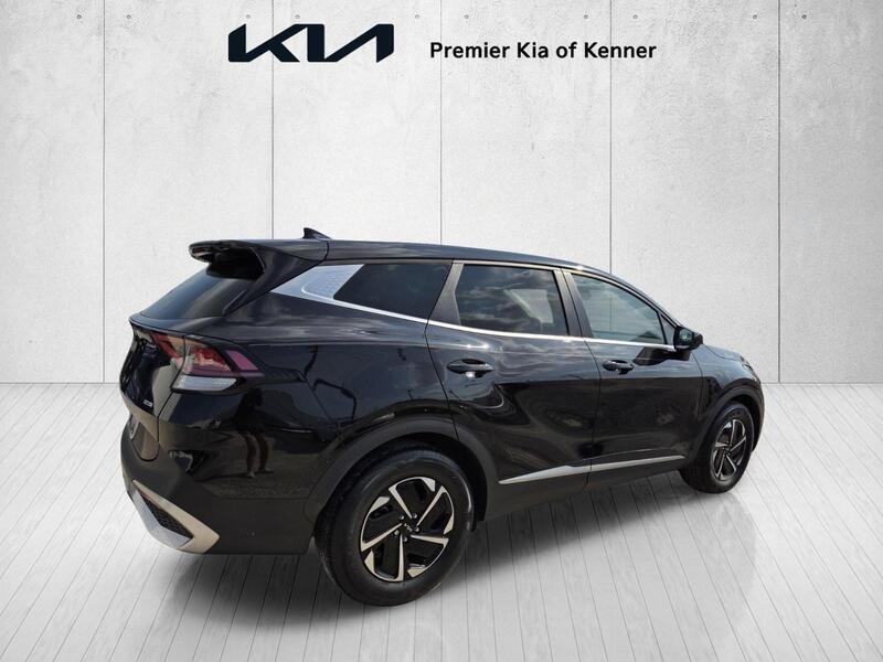 Used 2023 Black Kia LX image 5